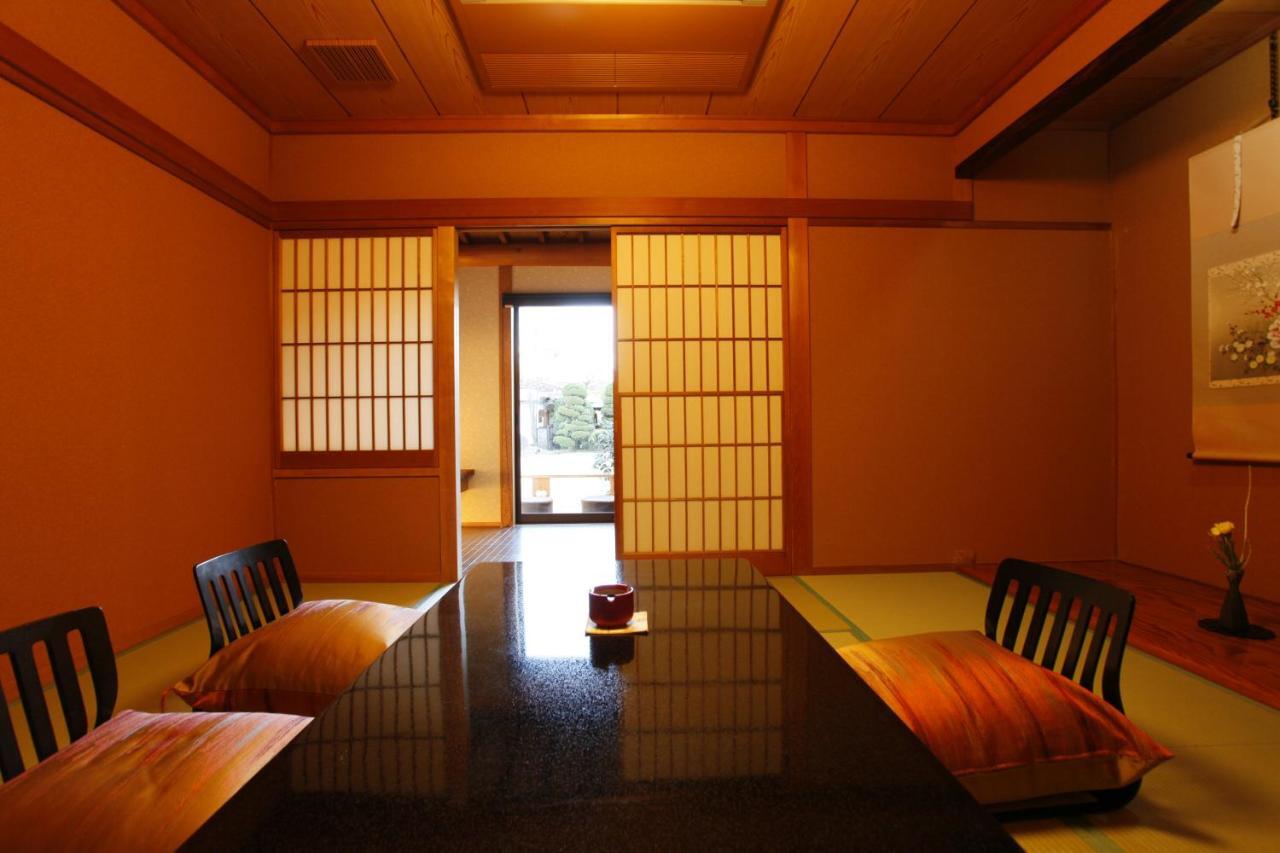 Wajoen Hotel Fuefuki Zewnętrze zdjęcie